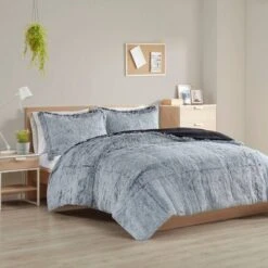 Intelligent Design Leena Shaggy Long Faux Fur Comforter Mini Set