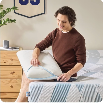 Sealy Dreamlife 1.5" Medium Topper Twin Long And Molded Pillow Bundle 8 Sealy Dreamlife 1.5" Medium Topper Twin Long And Molded Pillow Bundle - Image 8