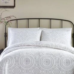 Medallion Quilt Sham Gray/White - Jessica Simpson -Bedding Discount Store GUEST 0cd09660 cb00 4fc2 8cda 1fa045cd9613