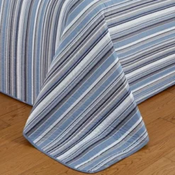 Market & Place Elise Striped Reversible Quilt Set -Bedding Discount Store GUEST 0f496627 fe20 466c a96f 9e38031693ae