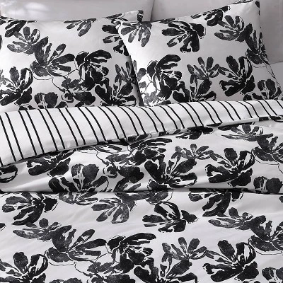 City Scene Soho Floral Duvet Set Black 6 City Scene Soho Floral Duvet Set Black - Image 6