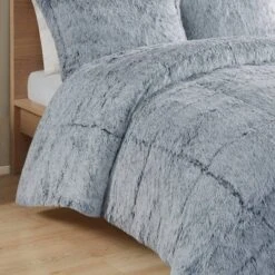 Intelligent Design Leena Shaggy Long Faux Fur Comforter Mini Set -Bedding Discount Store GUEST 432e098c 2ab6 409a b40c 8be1402de38f