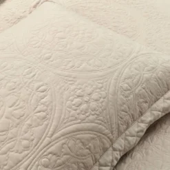 Medallion Scallop Oversized Embroidered Bedspread Set - Lush Décor 12 Medallion Scallop Oversized Embroidered Bedspread Set - Lush Décor -Bedding Discount Store GUEST 5ebf7c2a 35e6 4a13 974e 5b585da5b924