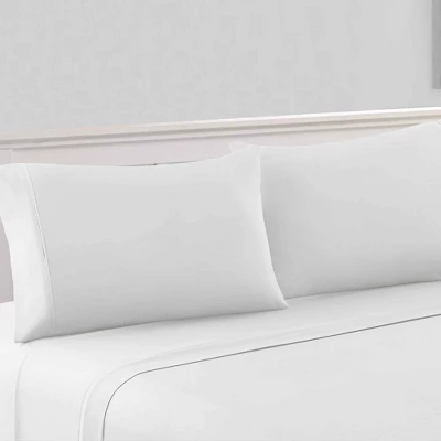Modern Threads 1800 Series 100 GSM Solid Microfiber 3 Piece Sheet Set. 1 Modern Threads 1800 Series 100 GSM Solid Microfiber 3 Piece Sheet Set.