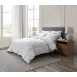 Sleep Climate Full/Queen 300 Thread Count Down Blend Comforter: 80% Cotton, 20% Polyester, Dry Clean Recommended