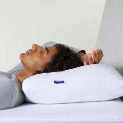 The Casper Essential Cooling Pillow -Bedding Discount Store GUEST 7e27e641 557f 4524 a989 5fc8fd57945c