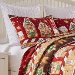 Greenland Home Fashions Gingerbread Lane 2404ES Standard Pillow Sham, 20x26Inch