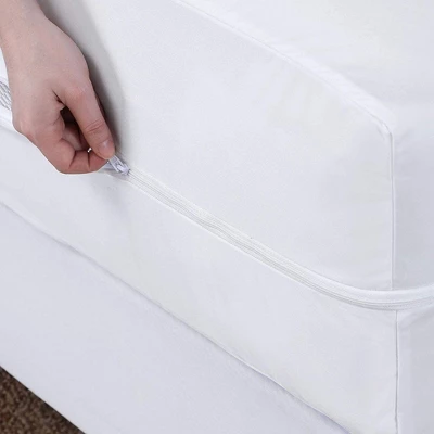 Guardmax ZIppered Waterproof Mattress Encasement For Larger Mattresses - White 2 Guardmax ZIppered Waterproof Mattress Encasement For Larger Mattresses - White - Image 2