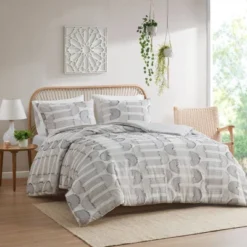 Intelligent Design Esther Clip Jacquard Duvet Cover Set Gray -Bedding Discount Store GUEST accd18ba a234 4cf8 8be0 f49a320546fc