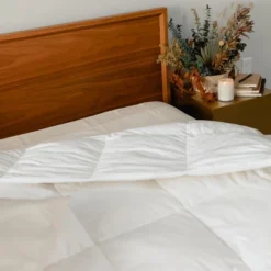 Slumber Cloud Temperature Regulating Comforter - King/California King