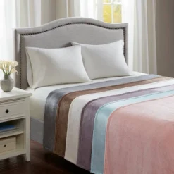 Intelligent Design Microlight Plush Blanket -Bedding Discount Store GUEST d5c3a26b 8a7d 41fb a18f c842e370ac6e