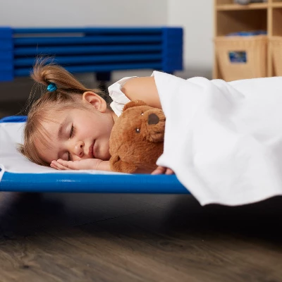 ECR4Kids Blanket, Rest Time Accessories, White, 12-Pack 3 ECR4Kids Blanket, Rest Time Accessories, White, 12-Pack - Image 3