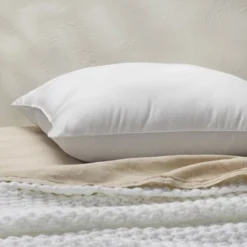 Euro Machine Washable Medium Down Alternative Pillow - Casalunaâ„¢