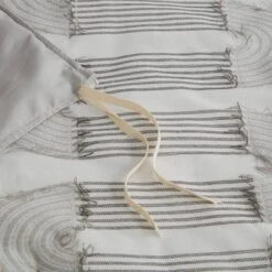 Intelligent Design Esther Clip Jacquard Duvet Cover Set Gray -Bedding Discount Store GUEST eacc1df8 547a 4bc8 a8b7 98c6971b3a55