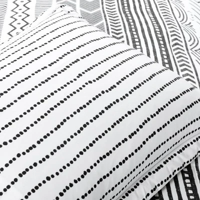 Hygge Geo Reversible Comforter Set - Lush Décor 5 Hygge Geo Reversible Comforter Set - Lush Décor - Image 5